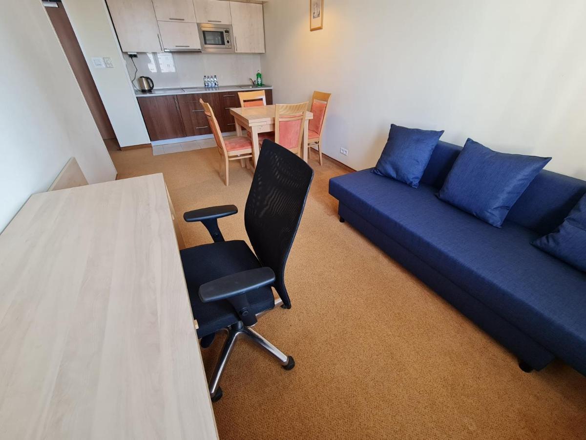 Appartement 10q - Z6 1002 Warschau